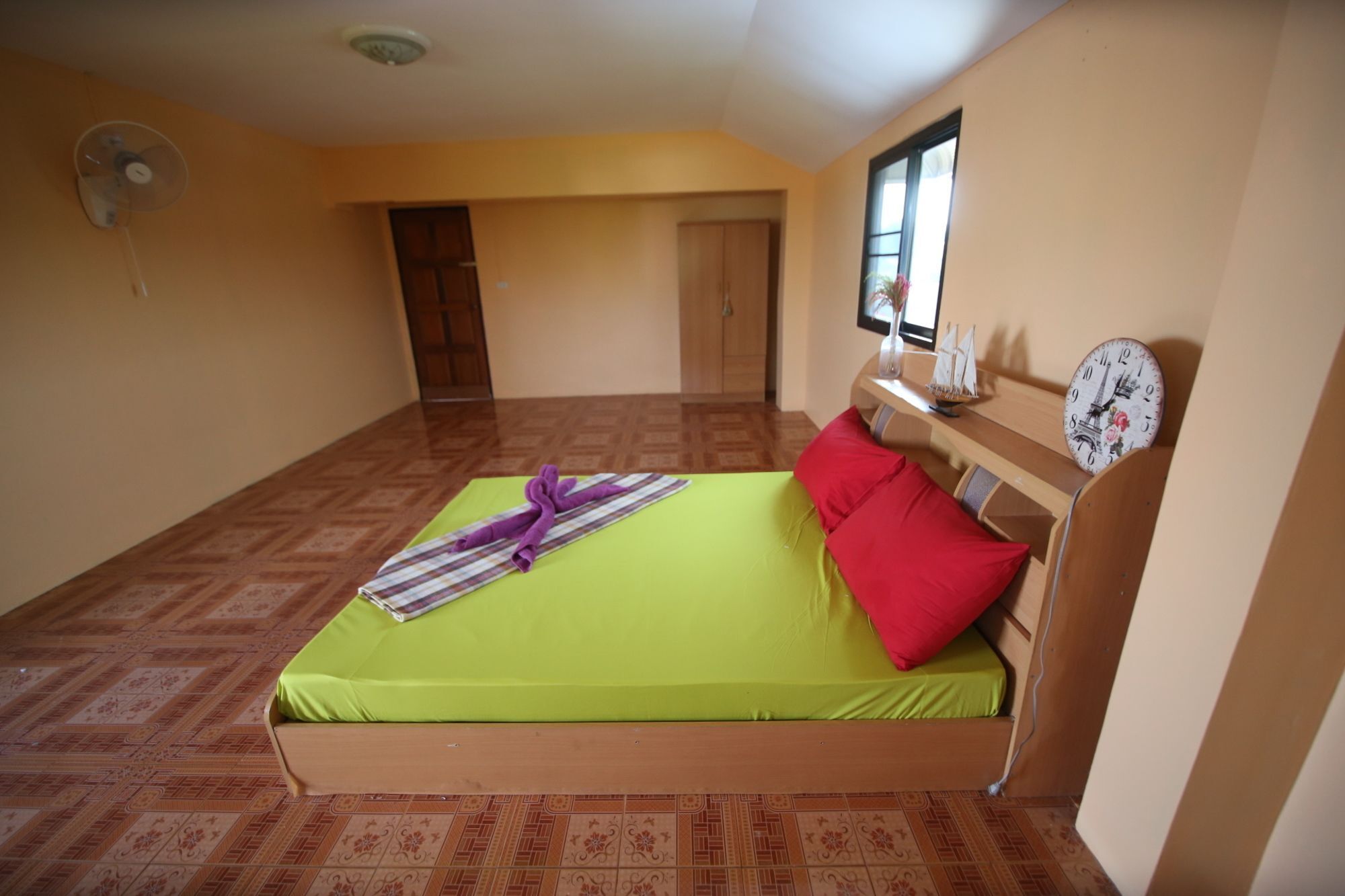 Cube Hostel Krabi Exterior photo